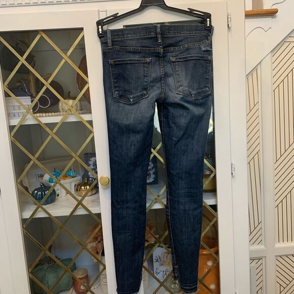 Frame Distressed Le Skinny De Jeanne Jeans - Picture 3 of 8